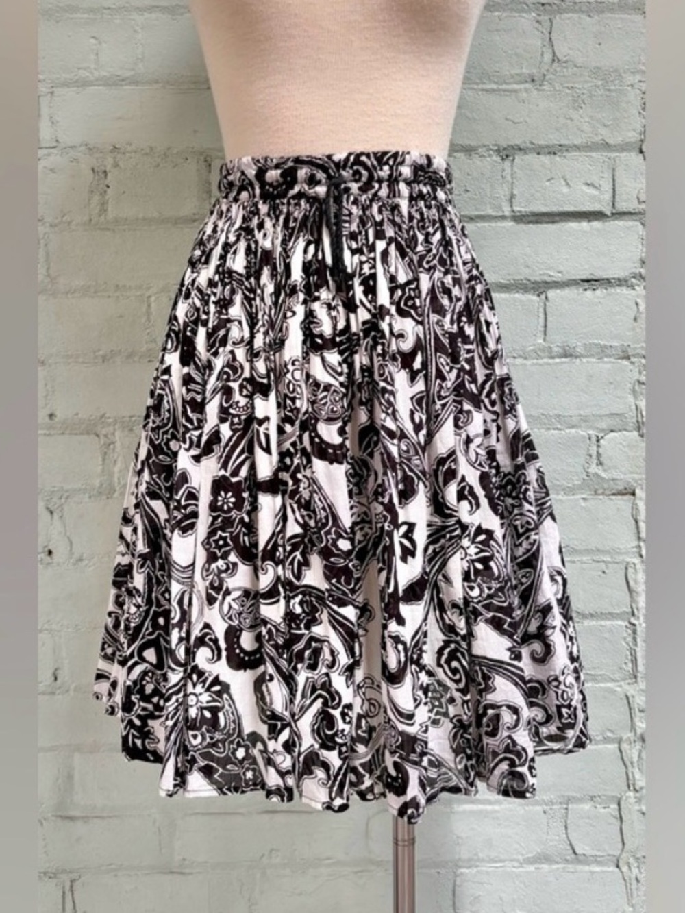 Paisley Print Broomstick Skirt in Black and White